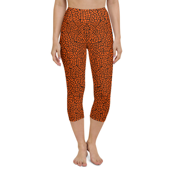 Dusky Crackle Pattern Yoga Capri Leggings