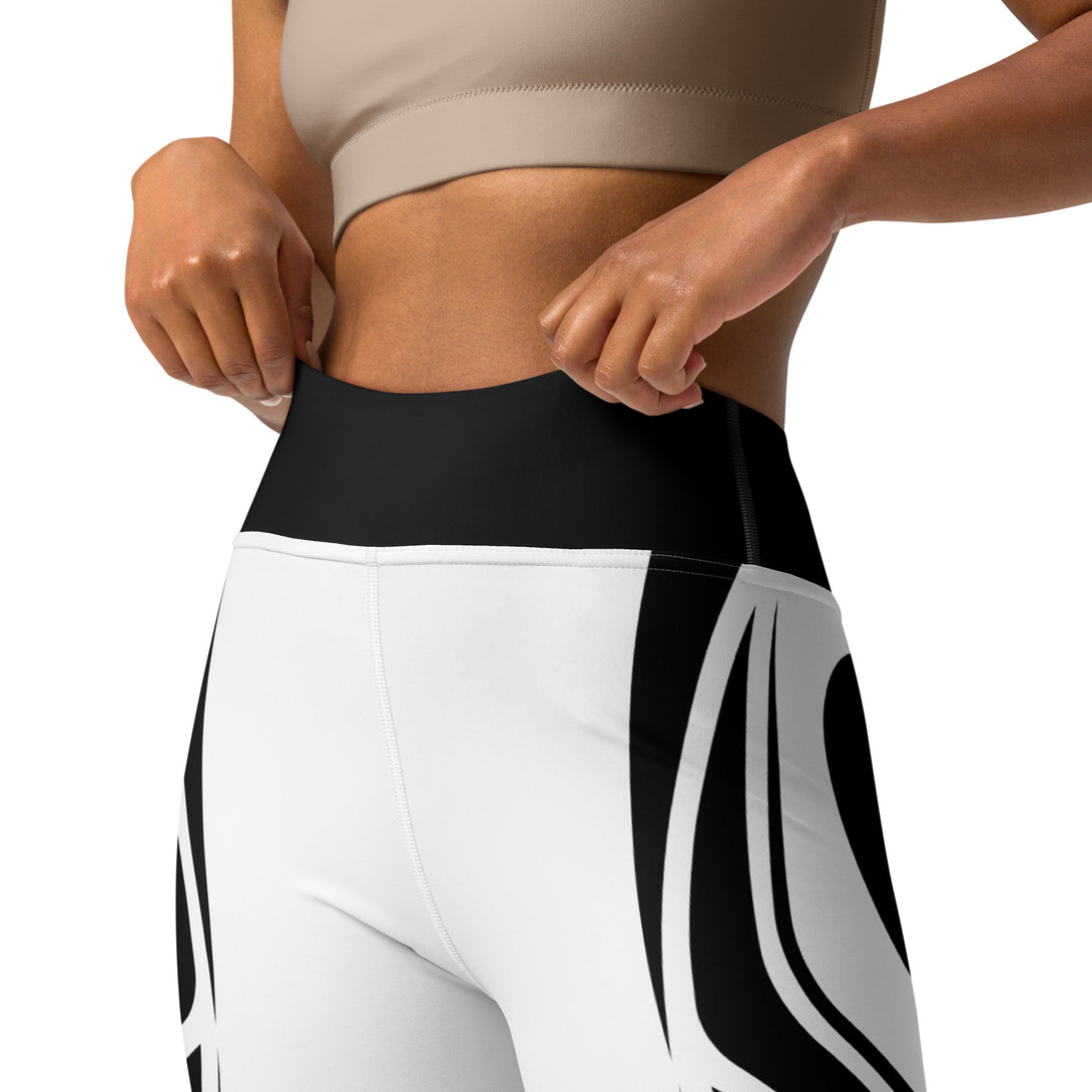 Heart Shaped Carve White Yoga Leggings