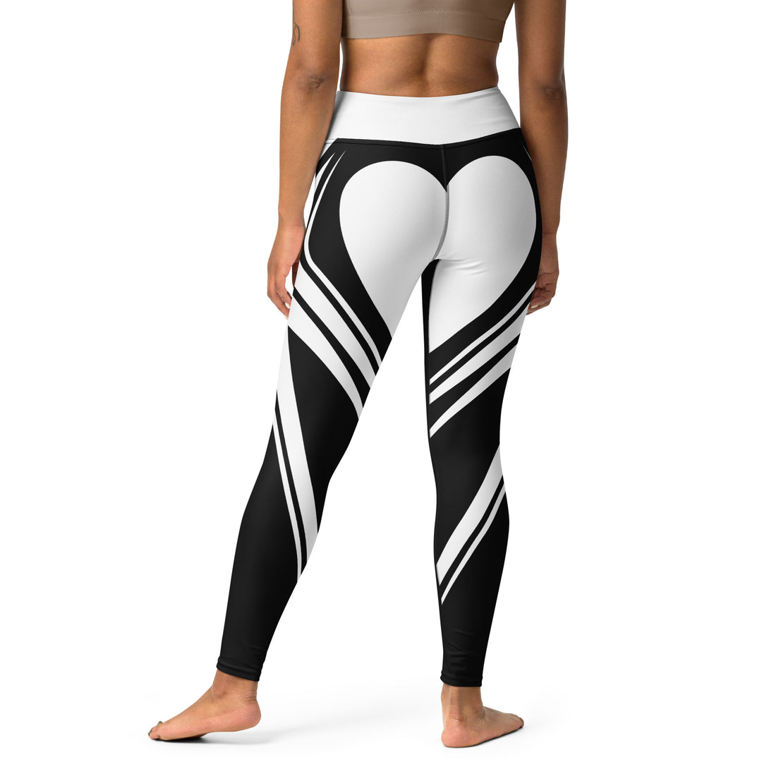 Heart Shaped Carve Black Yoga Leggings