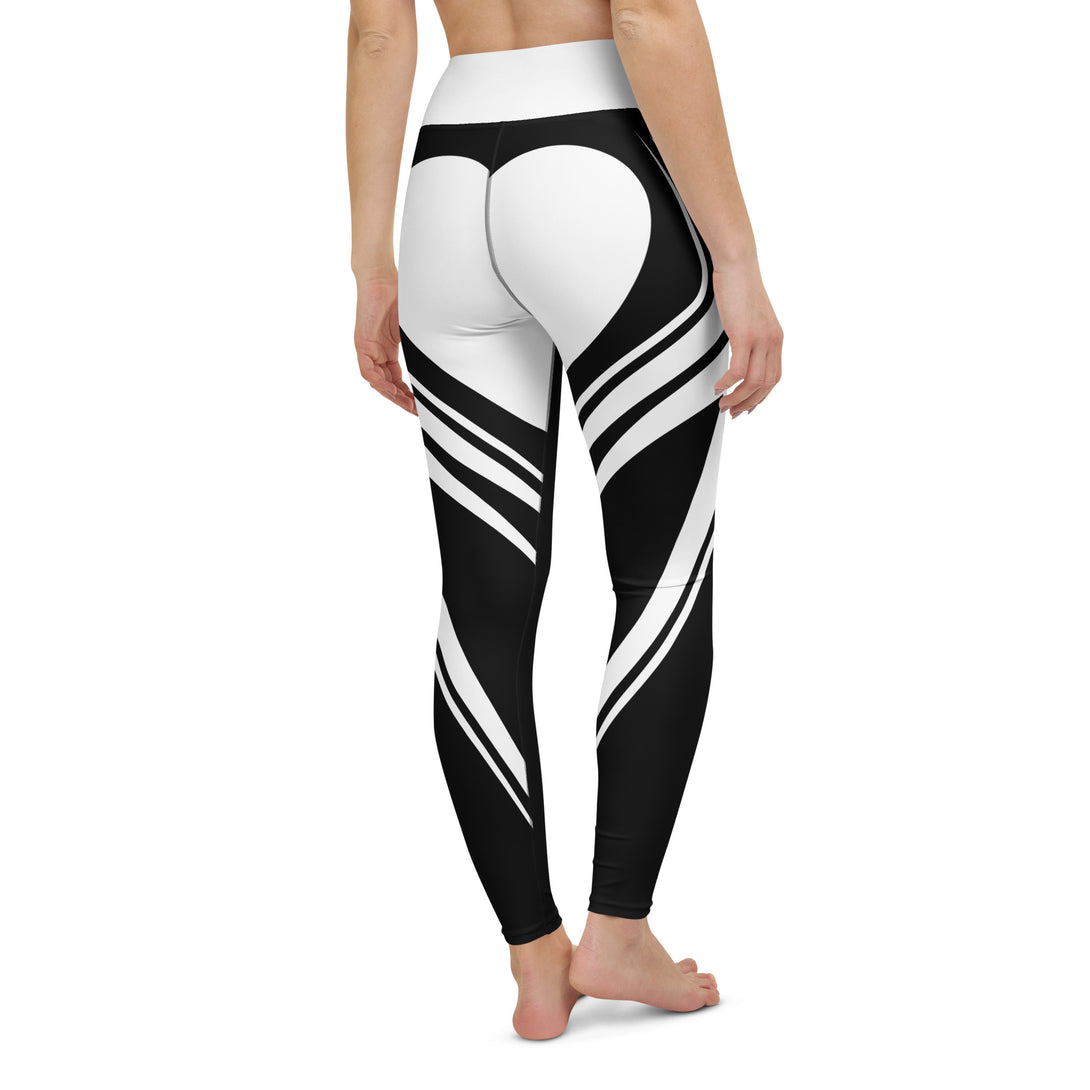 Heart Shaped Carve Black Yoga Leggings